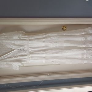 Gorgeous ivory maxi dress